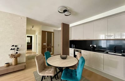 Rental of a modern 3-room apartment, 90 m², Belgrade, Serbia